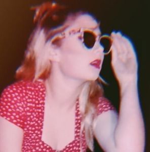 Meet your Posher, Raena